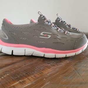 Skechers slip on sneakers